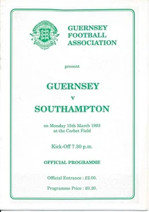 GUERNSEY FA X1 v Southampton (Friendly) 1992/1993 - Fußballprogramm - Bild 1 von 1
