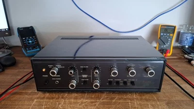 Vintage Classic Sansui AU-555 amplifier 1970 Made in Japan - Image 1 of 4