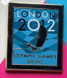 Segeln Olympisches Piktogramm Pin ~ Segeln ~ 2012 London ~ versiegelt auf Karte - Bild 1 von 6