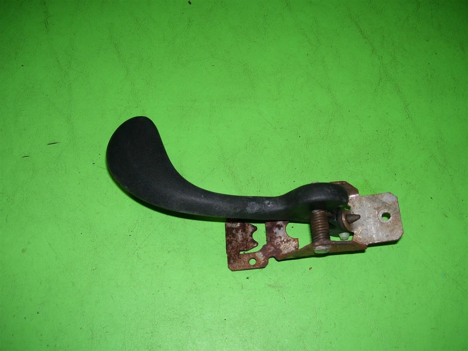 97 Pontiac Grand Am RIGHT Passenger Side INTERIOR DOOR HANDLE oem - Image 1 of 1