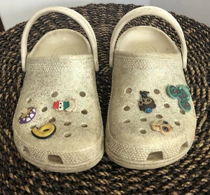 Crocs Girls Crocband White Clogs Glitter 205441 Junior Youth Sz 2 J With Charms - Picture 1 of 12