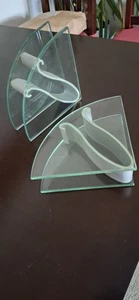 Buchstütze 17 Cm Glas mit Vase - Bild 1 von 1