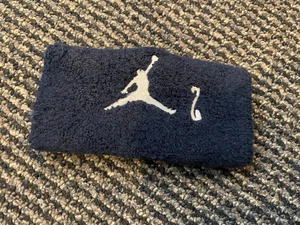 2010 DEREK JETER NEW YORK YANKEES GAME USED WRISTBAND - Picture 1 of 2