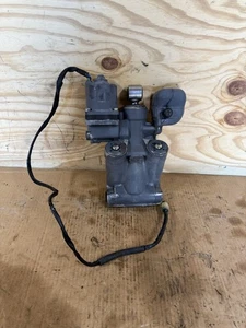 Honda BF90- BF225 4 Stroke Power Trim For Parts Works Needs Seals - Picture 1 of 9