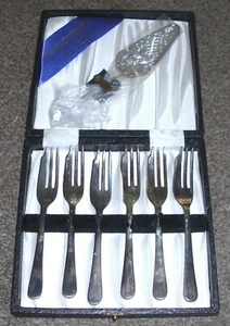 1950's SHEFFIELD STERLING SILVERPLATE FISH SET FOR 6 + 1 SERVING SPATULA BOXED! - Picture 1 of 5
