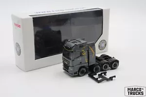 Herpa MAN TGX GX 8x4 trattore grigio nardo leone n. 958240 1:87/HN3730 - Foto 1 di 1