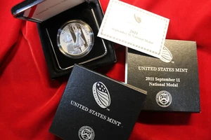 2011-P SEPTEMBER II NATIONAL MEDAL PROOF SILVER COIN, WITH BOX & COA - Picture 1 of 5