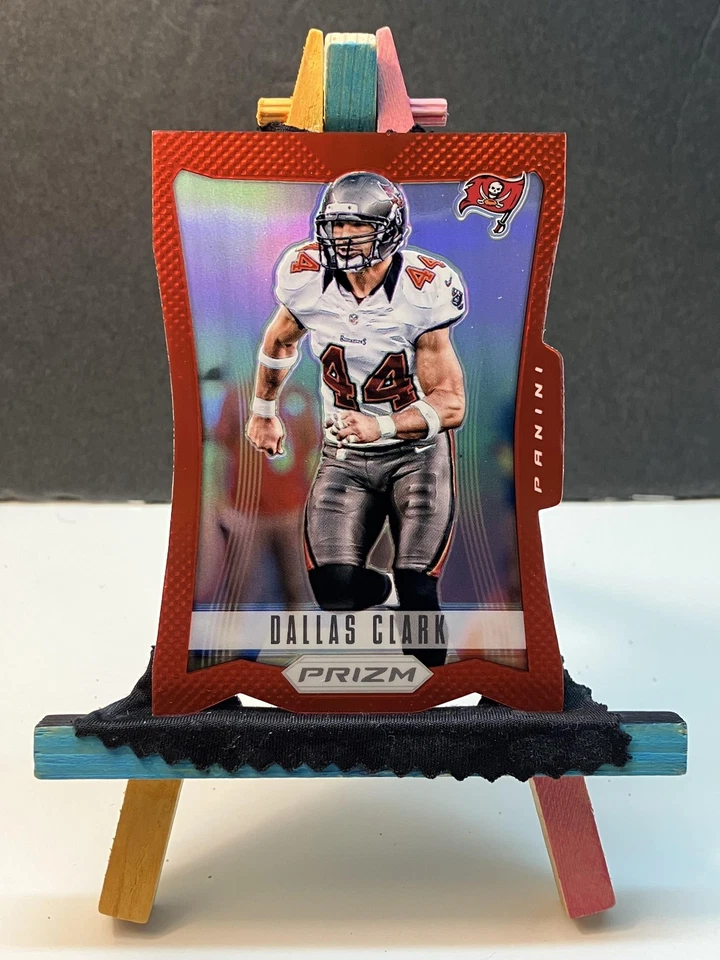 2012 Panini (1st Yr of) Prizm #184 Dallas Clark Prizms Red Die Cut Bucs Colts - Image 1 of 2
