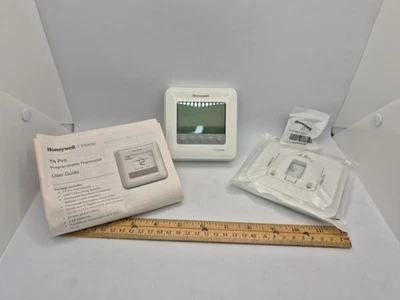 Honeywell T4 Pro TH4110U2005 Programmable Thermostat Heat/Cool NEW Open Box - Image 1 of 4