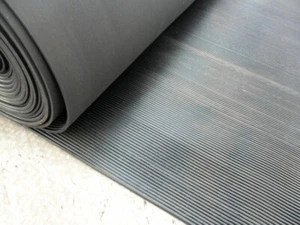 FINE Ribbed Rubber Matting Horse trailer ramp mat flooring 5m x 1.5m x 5mm thk - Picture 1 of 3