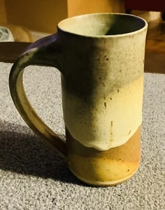 Kunstkeramik signierte Keramiktasse--Studio Art—unbenutzt-sehr schön—Erdfarben - Bild 1 von 6