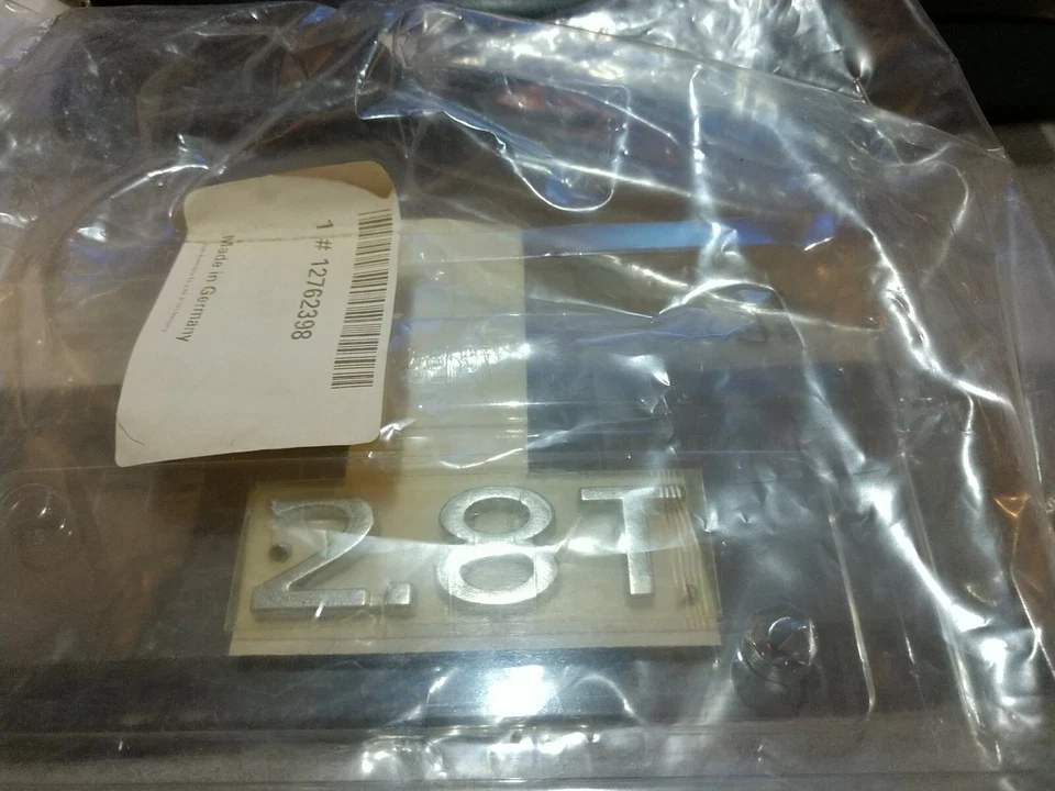 NUEVO OE Saab 9-3 2.8T emblema trasero 12762398 2006 a 2009 Foto 1 de 1