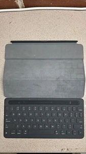 Apple Official iPad Pro 10.5" A1829 Smart Keyboard - AO-0000043 - Picture 1 of 1