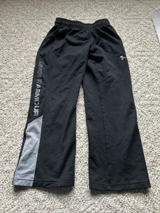 Jungen Under ARMOUR Jogginghose Größe XS - Bild 1 von 3