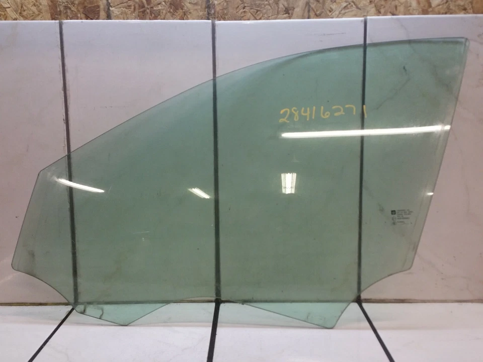 Sedan/Wagon Only 2008 Cadillac CTS Front Left Driver Door Window Glass Foto 1 de 1