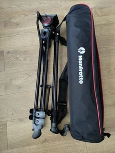 Manfrotto MVT502AM Fluid Head Video Tripod - Picture 1 of 4