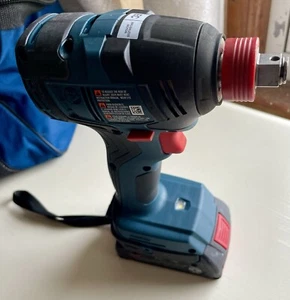 Bosch 18v Cordless Impact Wrench 1/2-in square Driver Cordless - Picture 1 of 12