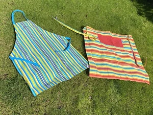 🏳️🌈 2 NWOT FIESTA FIESTAWARE Never Worn Unisex Rainbow Striped Aprons 🏳️🌈 - Picture 1 of 8