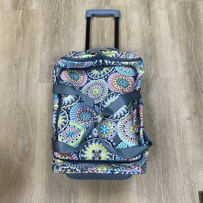 Vera Bradley Aligerar Equipaje de Mano con Ruedas Diseño Medallón Soleado. Nuevo. Foto 1 de 4
