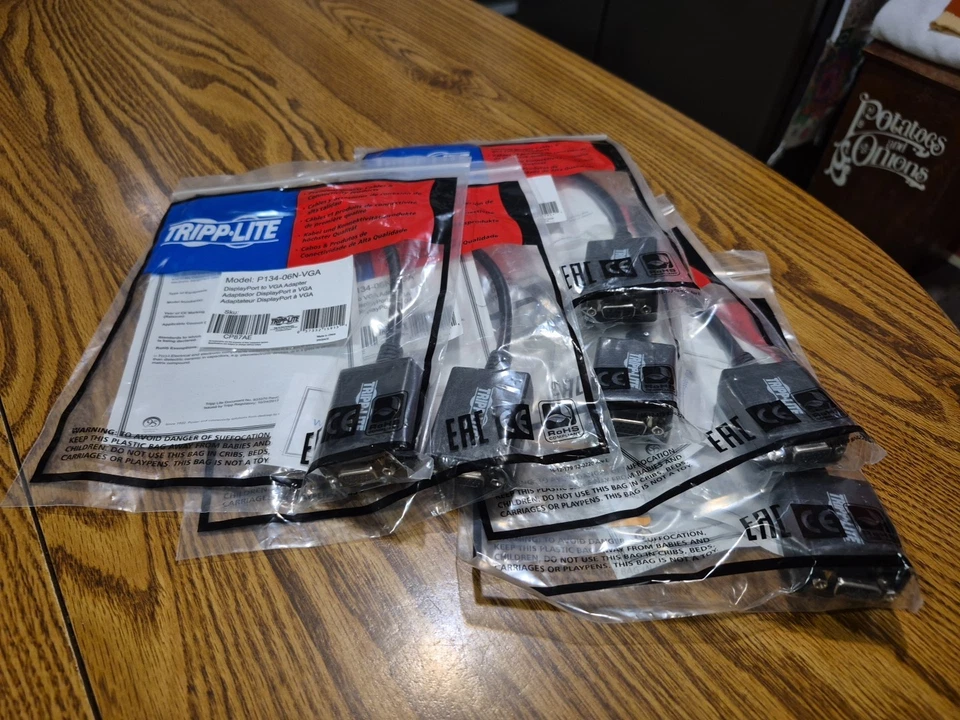 Tripp Lite DisplayPort to D-Sub Adapter - Black (P134-06N-VGA)