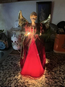 Vestido rojo ángel adorno árbol de Navidad iluminado vintage años 90 alas doradas enchufable - Imagen 1 de 8