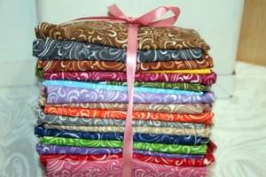 17 FAT QUARTERS - SWIRLEYQUES - 100% COTTON FABRIC - Picture 1 of 5