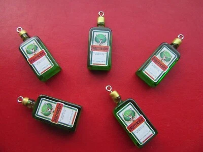 5 X JAGERMEISTER BOTTLES CHARMS PENDANTS RESIN ALCOHOL JAGER BOMBS