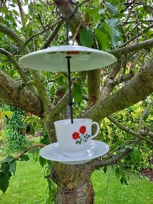 Vogelfutterhaus, Vogelfutterstation, Futtertasse - Bild 1 von 4