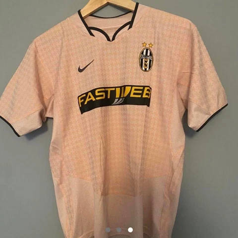 Juventus Boys M soccer jersey third shirt 2003 pink nike Cover
