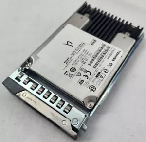 Toshiba PX05SRB384 3,84 TB 12 Gbps 2,5"" unità a stato solido SAS | vassoio generazione 14 - Foto 1 di 4