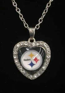 Pittsburgh Steelers Heart Crystal Pendant 20 Inch Chain Necklace Football - Picture 1 of 2