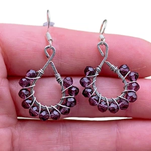 Pendientes con cuentas de cristal de amatista envoltura de alambre de plata hechos a mano joyería de regalo de día - Imagen 1 de 11