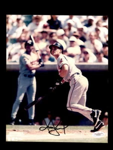 Omar Vizquel JSA Coa Signed 8x10 Photo Autograph - Picture 1 of 3