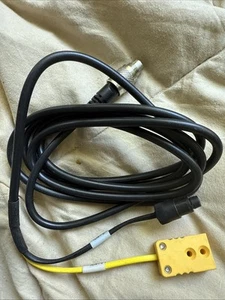 NEW AIM MYCHRON YELLOW / BLACK DUAL PATCH CABLE temperature - Picture 1 of 2