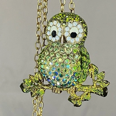 Collar broche colgante búho brillante para mujer con pedrería cadena tono dorado Foto 1 de 4