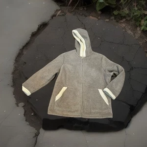 D & Co Coat Women's Gray & White Winter Coat Size: 1X Fleece/Sherpa - Picture 1 of 4