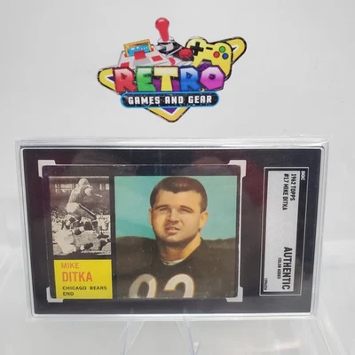 *Beautiful* 1962 Topps #17 Mike Ditka (RC) Rookie Chicago Bears HOF SGC - Image 1 of 4
