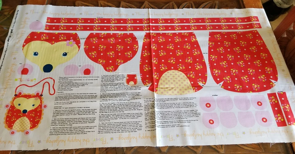 Bolso de Mano The Happy Hedgehog Flor Rojo Panel Riley Blake Designs Melly & Me Foto 1 de 4