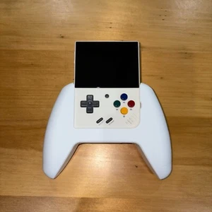 Controller style grip for Miyoo Mini Plus - Picture 1 of 4