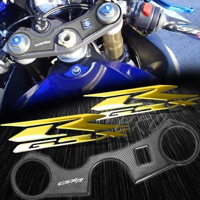Cubierta de aspecto de fibra de carbono con yugo de mango + pegatina con emblema cromado dorado 06+ GSXR 600/750 Foto 1 de 4