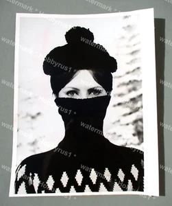 Fashion Model Turtle Neck Sweater 1964 Original Press Photo - Picture 1 of 2