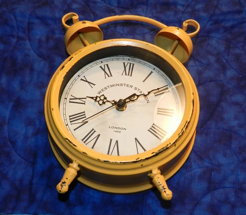 BRAND NEW Westminster  Station -  London 1868 - Fun Retro Yellow Metal  Clock Cover