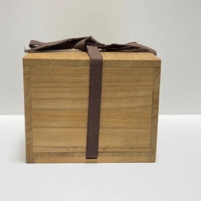 Japanese Wooden Storage Paulownia Old Box for Tea Bowl etc Made in Japan - Image 1 of 4