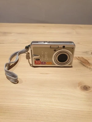 Pentax Optio S10 Digital Camera 10MP, Silver - Please Read Description - Image 1 of 4