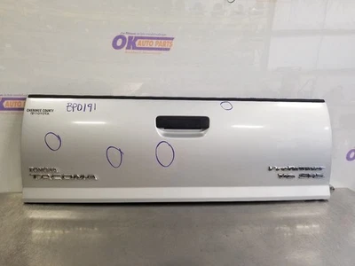 05 2005 TOYOTA TACOMA TRD SPORT LIFT TAIL GATE SILVER SEE IMAGES - Image 1 of 4