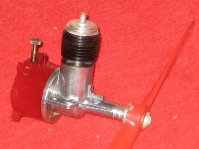 NEW VINTAGE OK CUB 049 .049 REED GLOW MODEL AIRPLANE ENGINE wTANK & PROP - Image 1 of 4