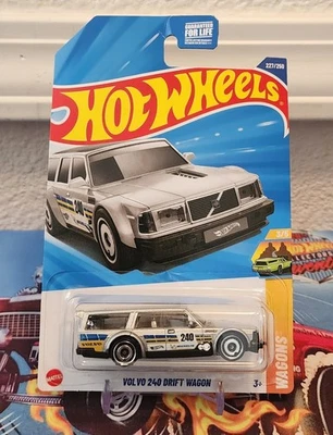🔥2025 Hot Wheels HW WAGONS 3/5 Volvo 240 Drift Wagon 227/250🔥 - Image 1 of 3