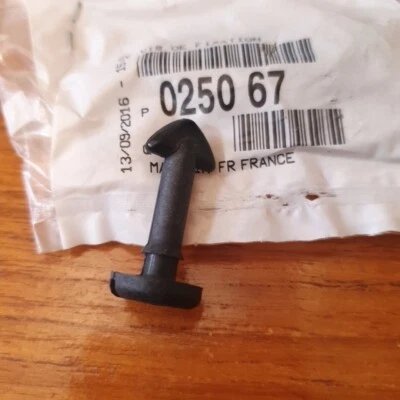 Genuine Peugeot Citroen Engine Cover Mounting Clips - 025067 - Image 1 of 4