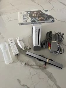 Sistema Wii completo RVL-001 bianco compatibile GameCube + gioco! TESTATO E FUNZIONANTE!!! - Foto 1 di 8