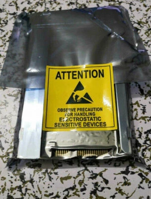 LENOVO 7XB7A00022 2.5" 600GB 15K SAS 12Gb Hot Swap 512n HDD 00YK011 OEM - Image 1 of 3